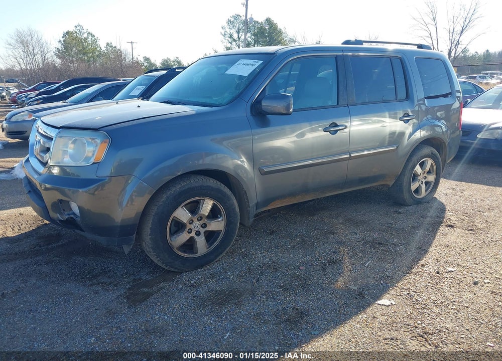 2011 HONDA PILOT EX-L VIN: 5FNYF3H56BB057200