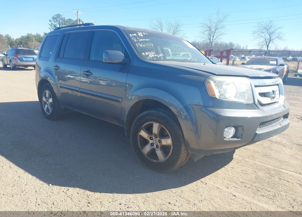 2011 HONDA PILOT EX-L VIN: 5FNYF3H56BB057200