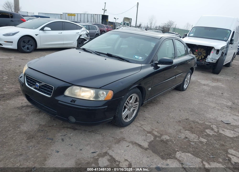 2005 VOLVO S60 2.5T VIN: YV1RS592152470675
