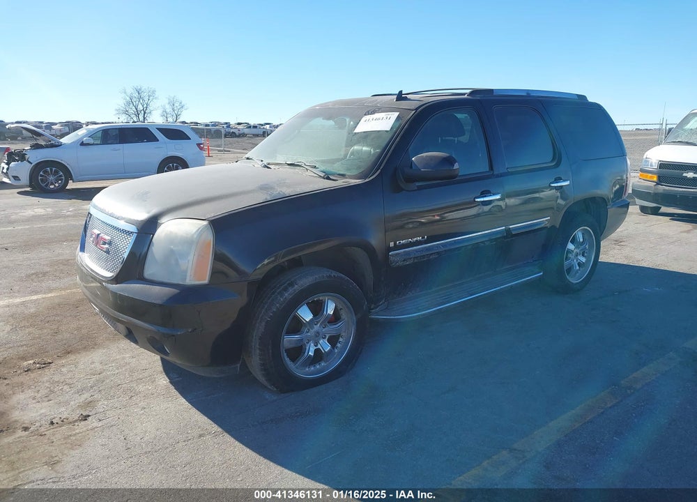 2007 GMC YUKON DENALI VIN: 1GKFK63887J341759