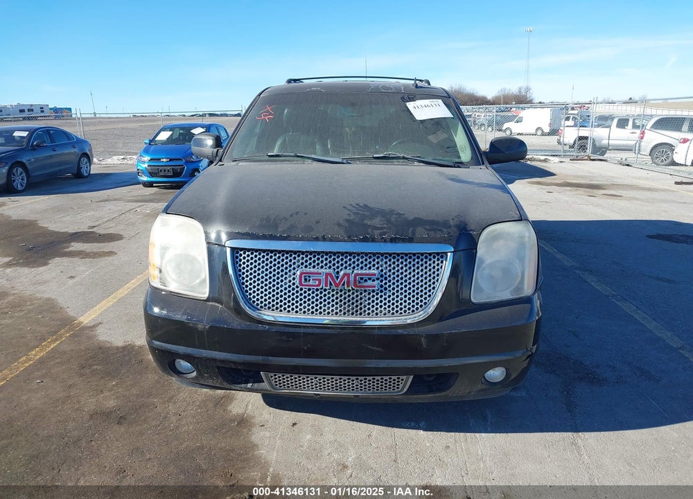2007 GMC YUKON DENALI VIN: 1GKFK63887J341759