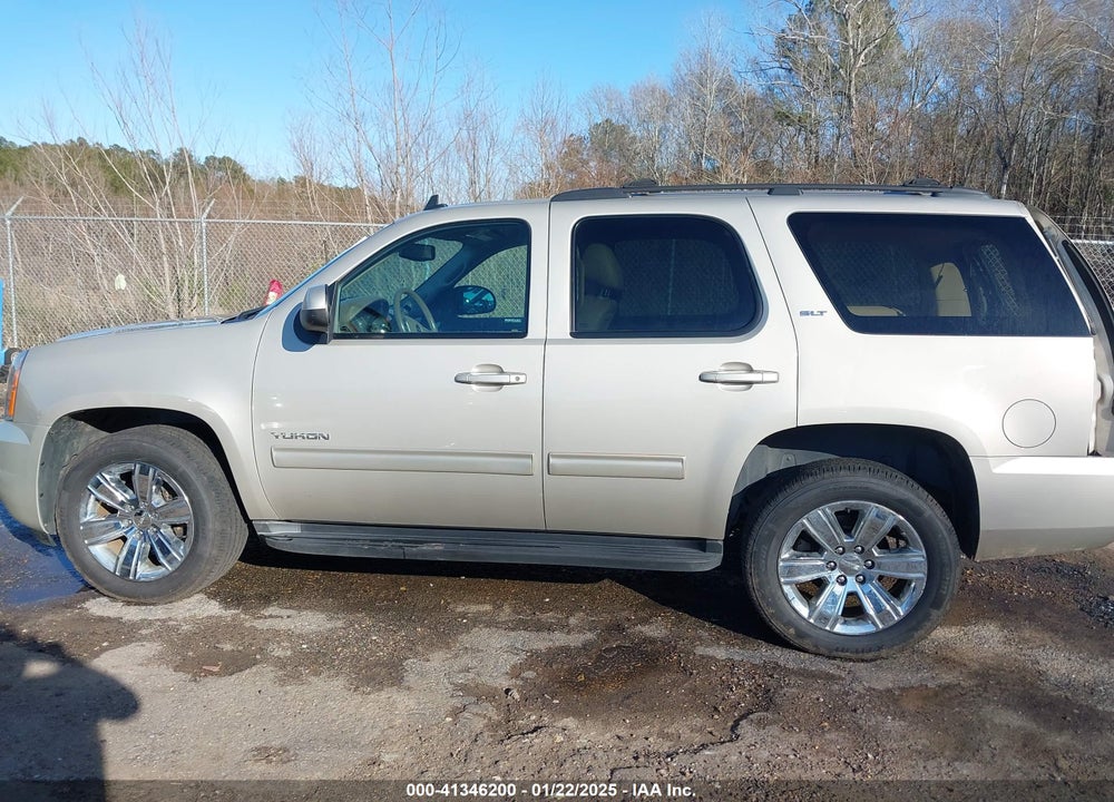 2014 GMC YUKON SLT VIN: 1GKS1CE03ER115330