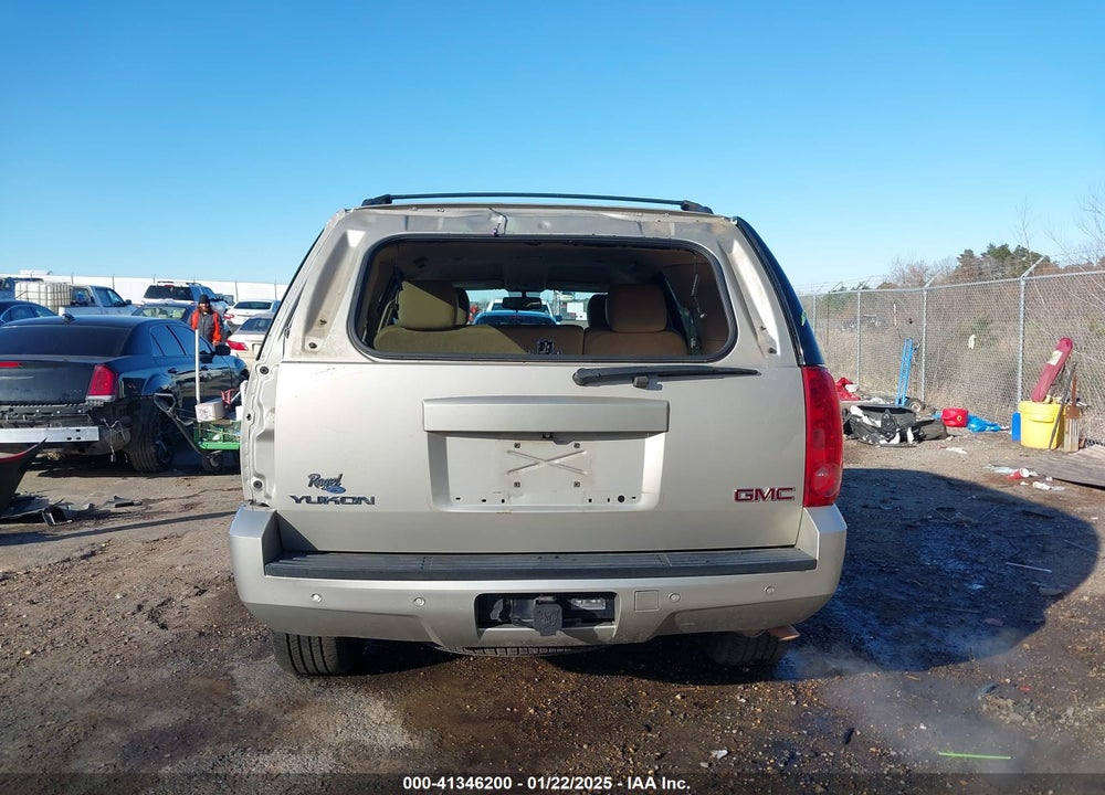 2014 GMC YUKON SLT VIN: 1GKS1CE03ER115330