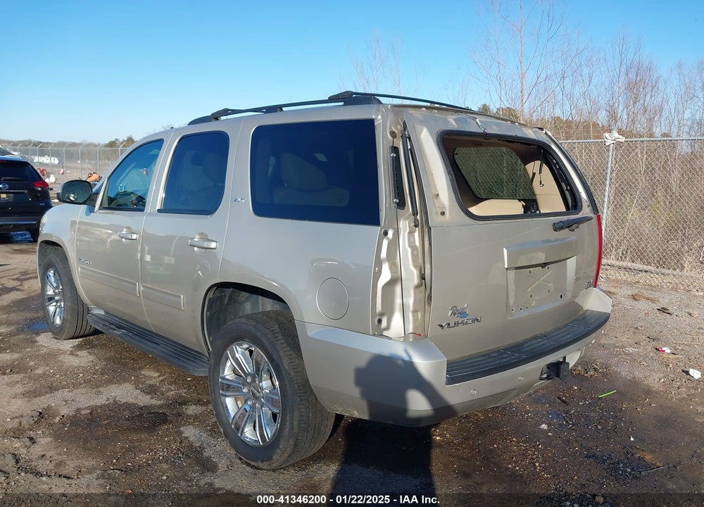 2014 GMC YUKON SLT VIN: 1GKS1CE03ER115330