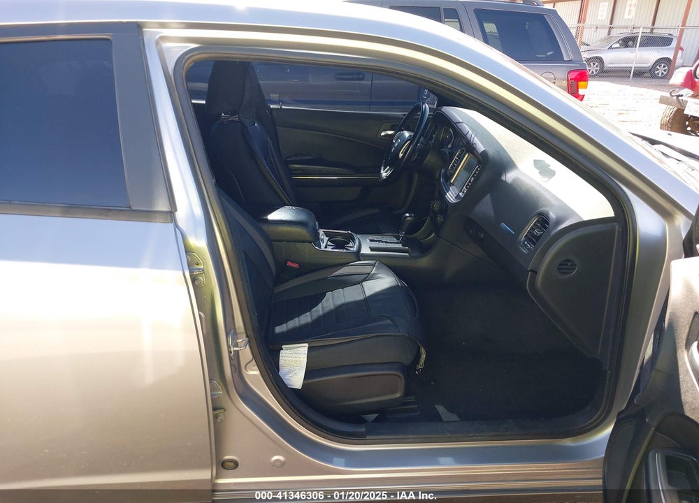 2011 DODGE CHARGER VIN: 2B3CL3CG5BH520807