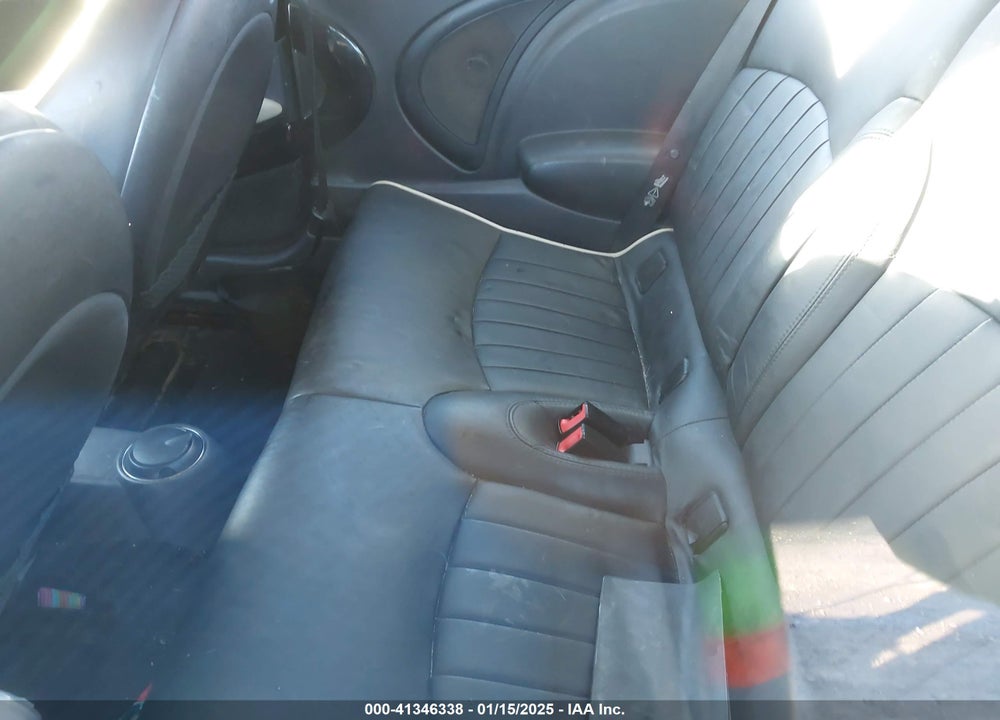 2007 MINI COOPER S VIN: WMWMF73597TV30120