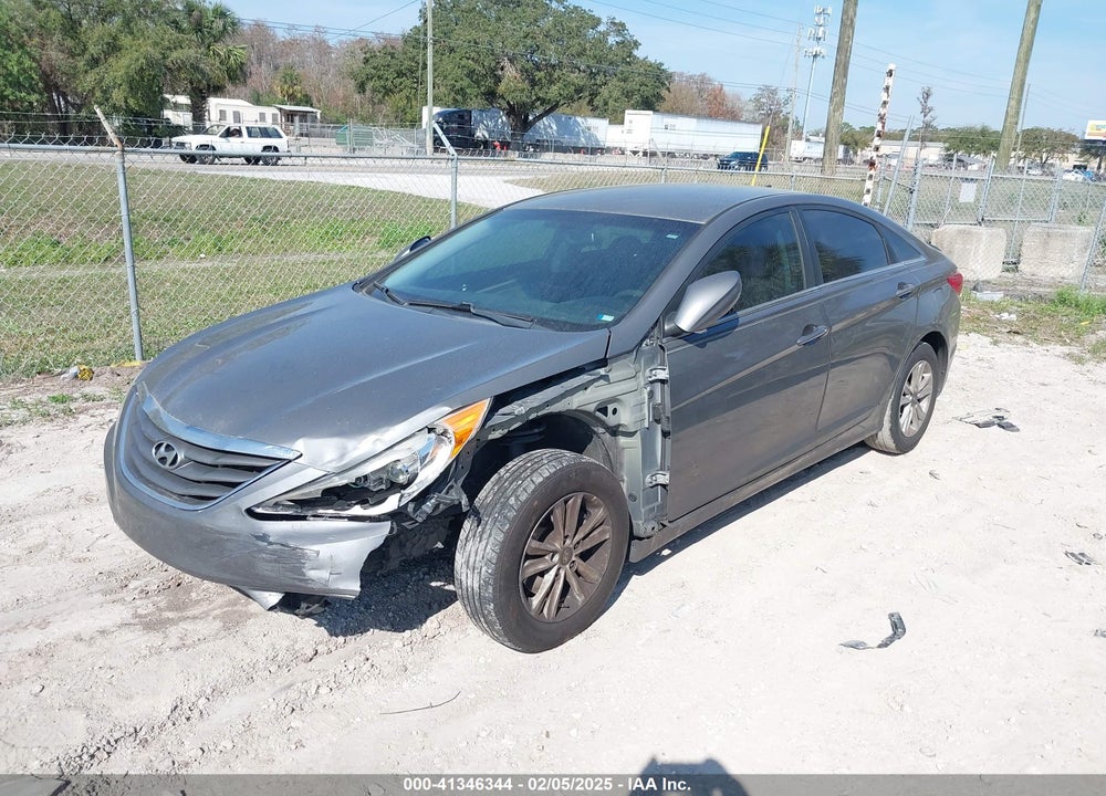 2013 HYUNDAI SONATA VIN: 5NPEB4AC1DH721890
