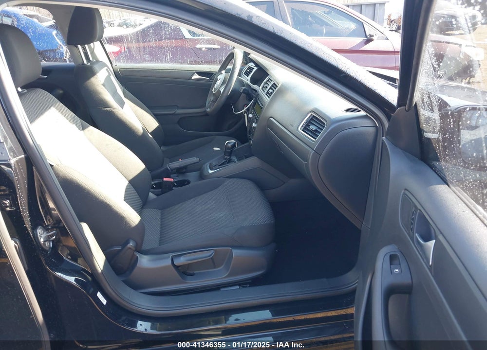 2013 VOLKSWAGEN JETTA VIN: 3VW2K7AJ8DM398819