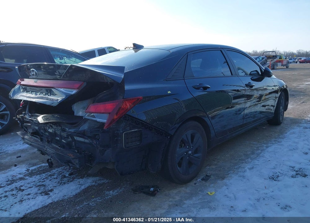 2022 HYUNDAI ELANTRA VIN: 5NPLS4AG6NH070994