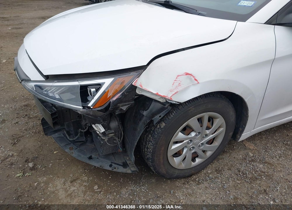 2019 HYUNDAI ELANTRA SE VIN: 5NPD74LF8KH481898