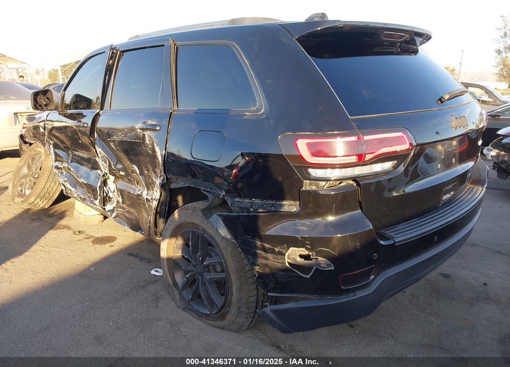 2019 JEEP GRAND CHEROKEE LAREDO E 4X2 VIN: 1C4RJEAG5KC852262