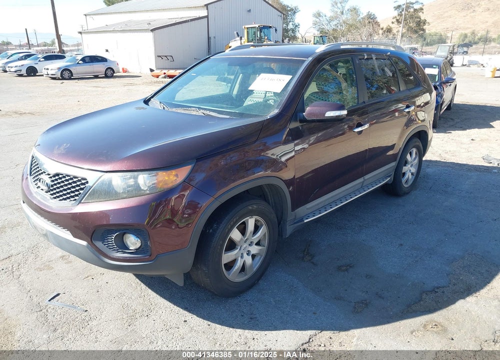 2011 KIA SORENTO LX VIN: 5XYKT3A11BG001406