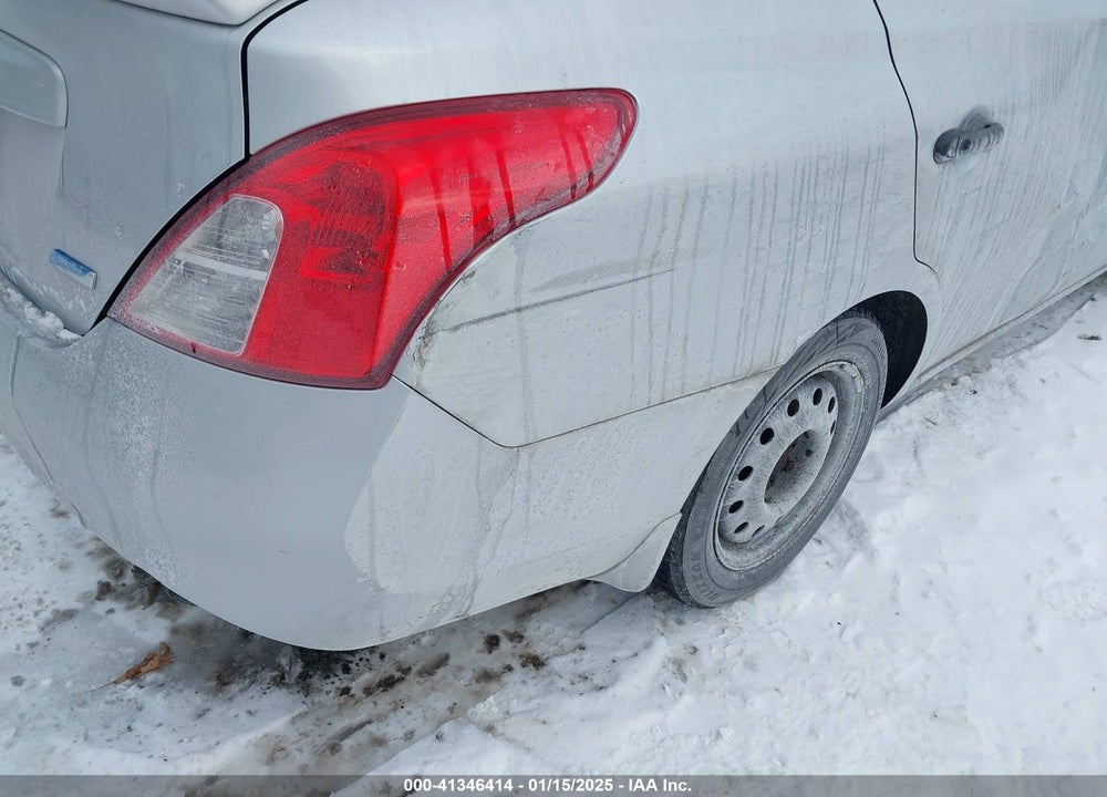 2013 NISSAN VERSA VIN: 3N1CN7AP3DL829384