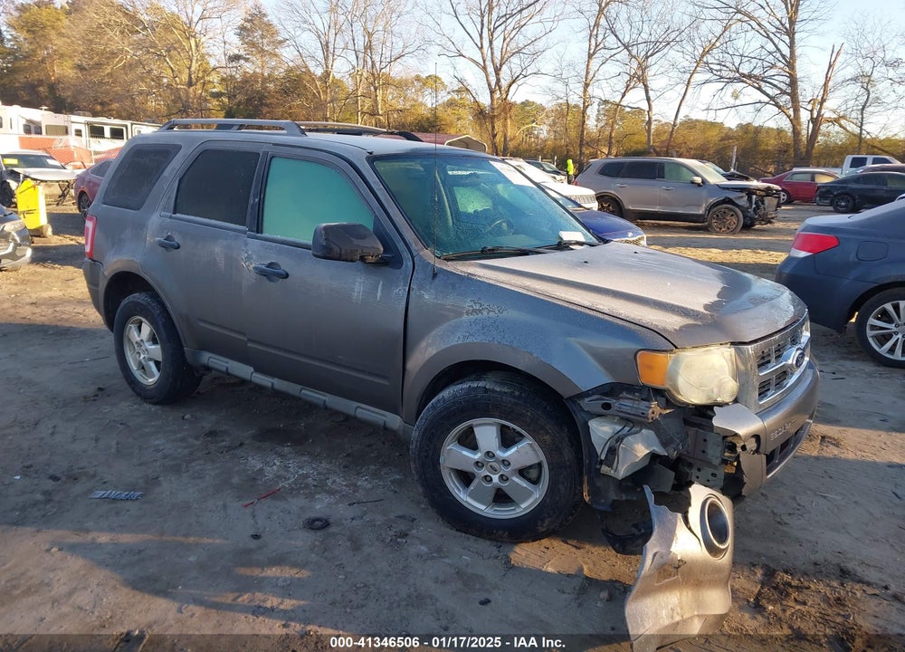 2010 FORD ESCAPE XLS VIN: 1FMCU0C70AKD02237