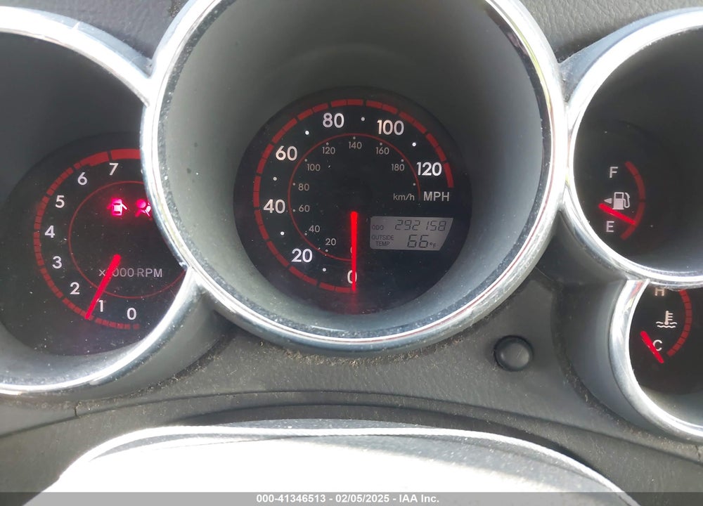 2005 TOYOTA MATRIX/XR VIN: 2T1KR32E35C329930