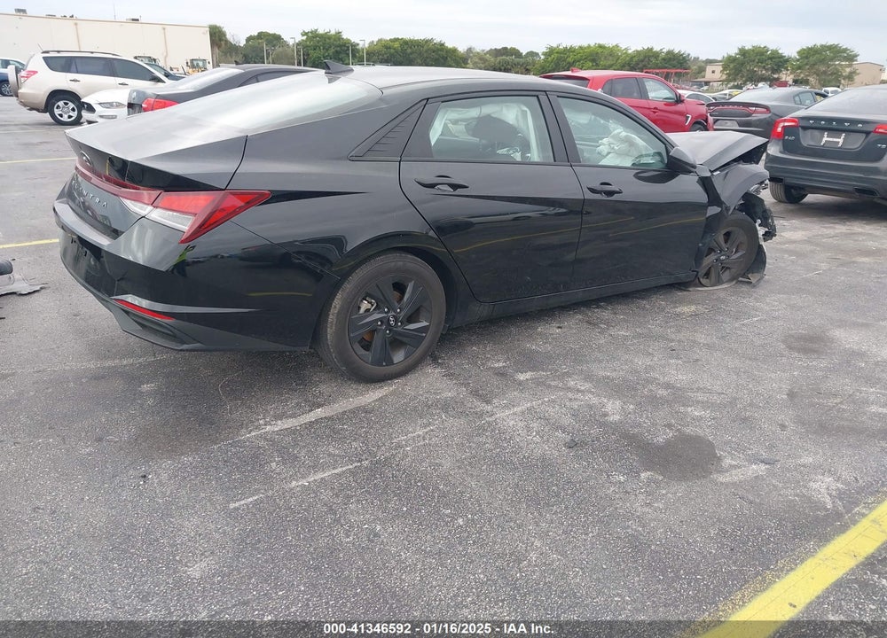 2023 HYUNDAI ELANTRA VIN: KMHLM4AG7PU520800