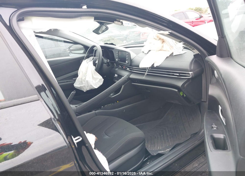 2023 HYUNDAI ELANTRA VIN: KMHLM4AG7PU520800