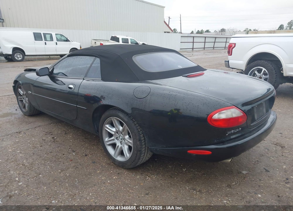 2000 JAGUAR XK8 VIN: SAJJA42CXYNA05452