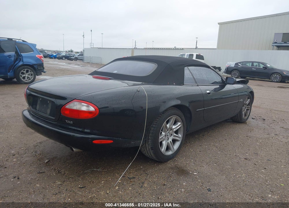 2000 JAGUAR XK8 VIN: SAJJA42CXYNA05452
