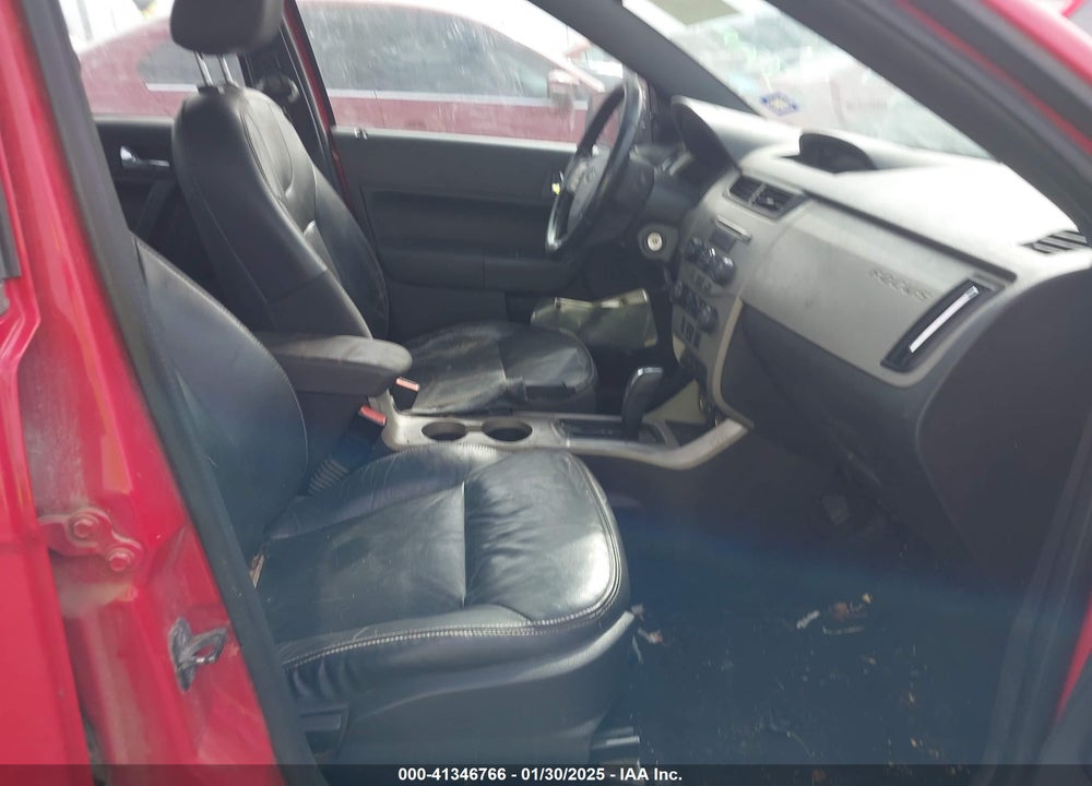 2008 FORD FOCUS VIN: 1FAHP35N08W284748