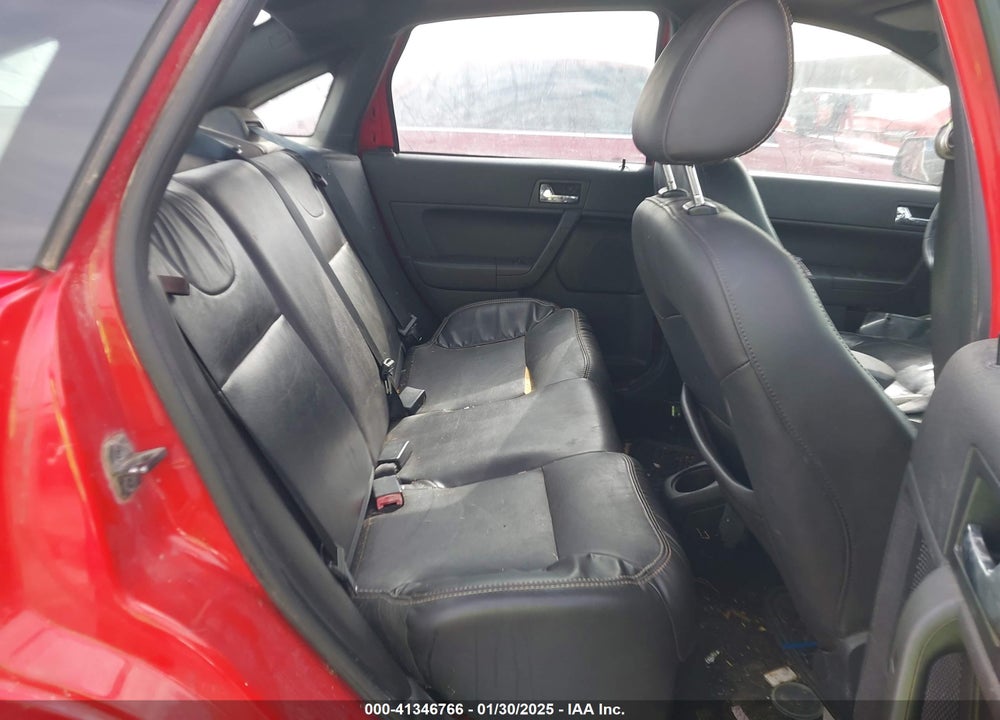 2008 FORD FOCUS VIN: 1FAHP35N08W284748