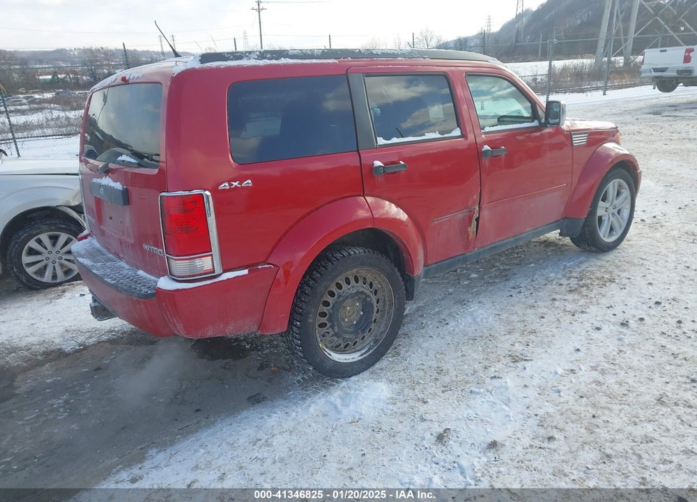 2011 DODGE NITRO HEAT VIN: 1D4PU4GK3BW605831