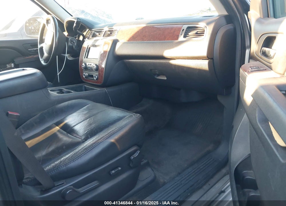 2012 CHEVROLET TAHOE LS VIN: 1GNSCAE06CR257511