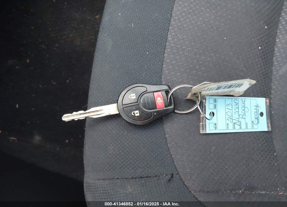 2013 NISSAN ROGUE S VIN: JN8AS5MT2DW020144