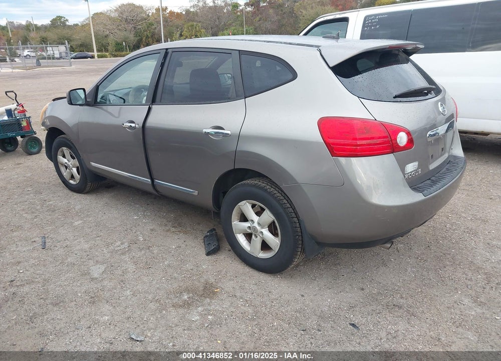 2013 NISSAN ROGUE S VIN: JN8AS5MT2DW020144