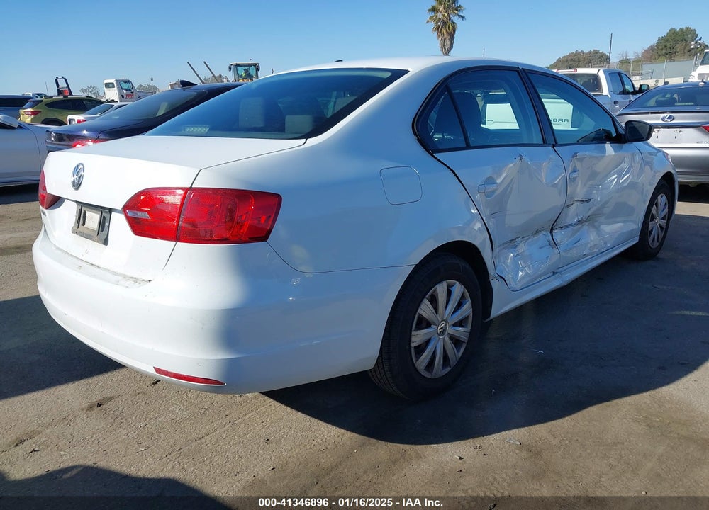 2014 VOLKSWAGEN JETTA VIN: 3VW2K7AJ5EM432118