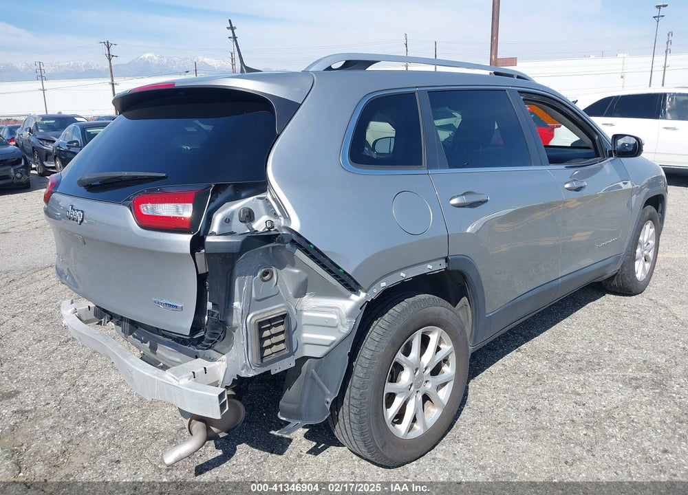 2016 JEEP CHEROKEE VIN: 1C4PJMCS5GW243746