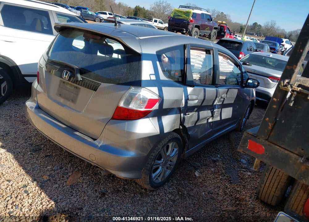 2010 HONDA FIT SPORT VIN: JHMGE8H47AS016237