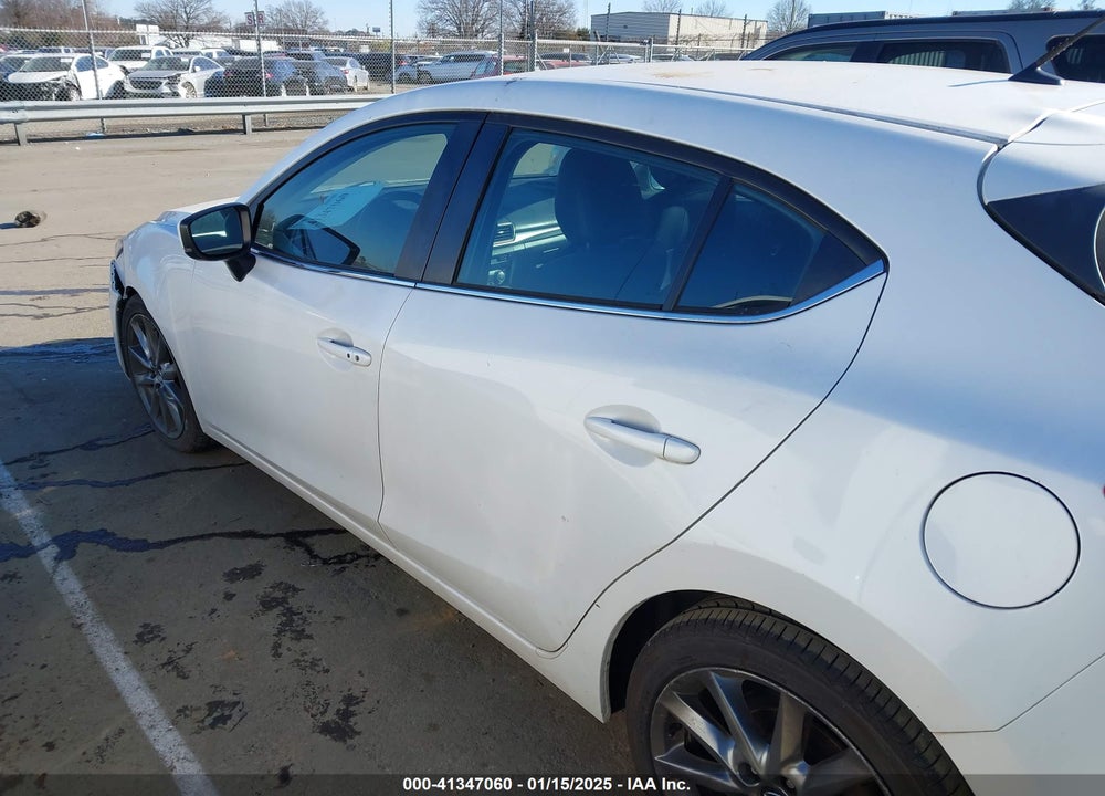 2018 MAZDA 3 TOURING VIN: 3MZBN1L31JM185077