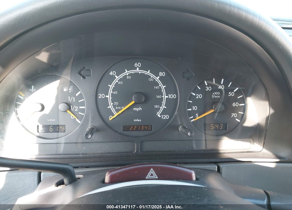 1998 MERCEDES-BENZ ML 320 CLASSIC VIN: 4JGAB54E2WA023179