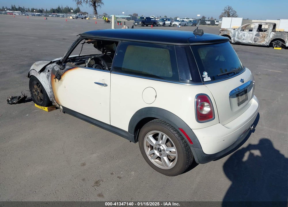 2012 MINI COOPER VIN: WMWSU3C58CT255386