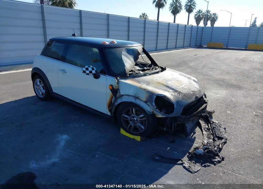 2012 MINI COOPER VIN: WMWSU3C58CT255386