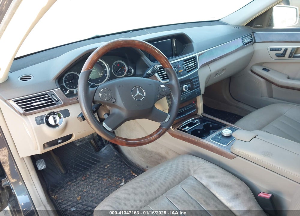 2010 MERCEDES-BENZ E-CLASS E 550 LUXURY/E 550 SPORT VIN: WDDHF7CB8AA161530