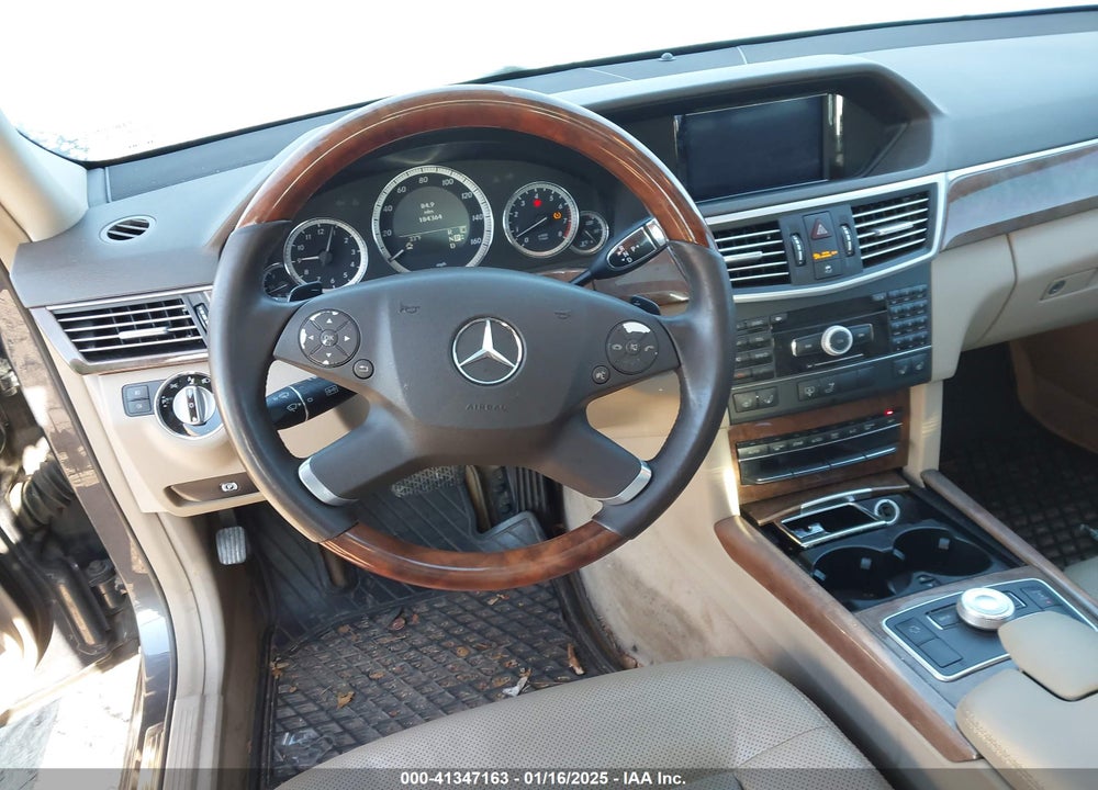 2010 MERCEDES-BENZ E-CLASS E 550 LUXURY/E 550 SPORT VIN: WDDHF7CB8AA161530
