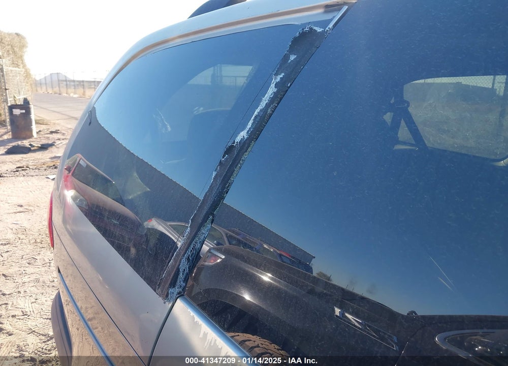 2002 TOYOTA SIENNA LE VIN: 4T3ZF13C12U463118