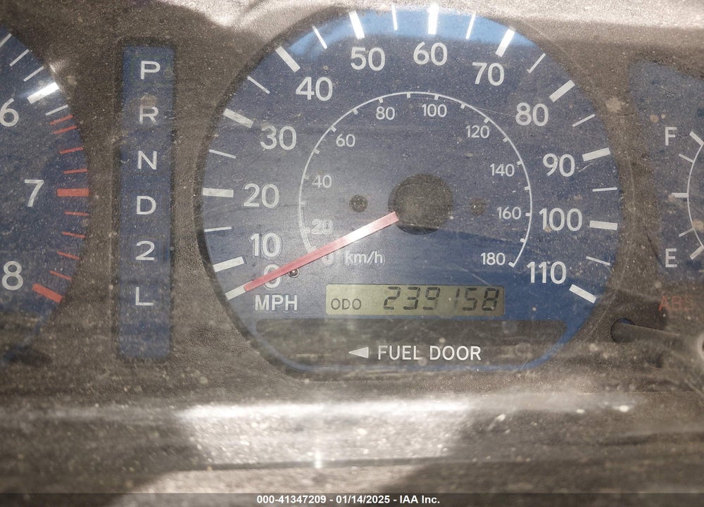 2002 TOYOTA SIENNA LE VIN: 4T3ZF13C12U463118