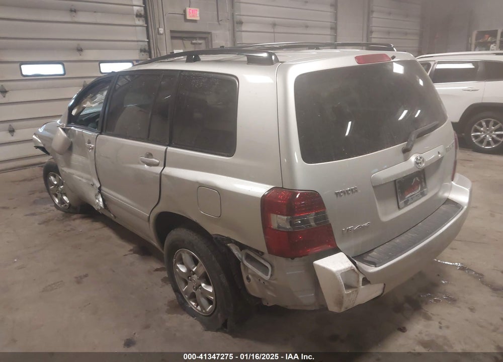 2005 TOYOTA HIGHLANDER V6 VIN: JTEEP21A150067715
