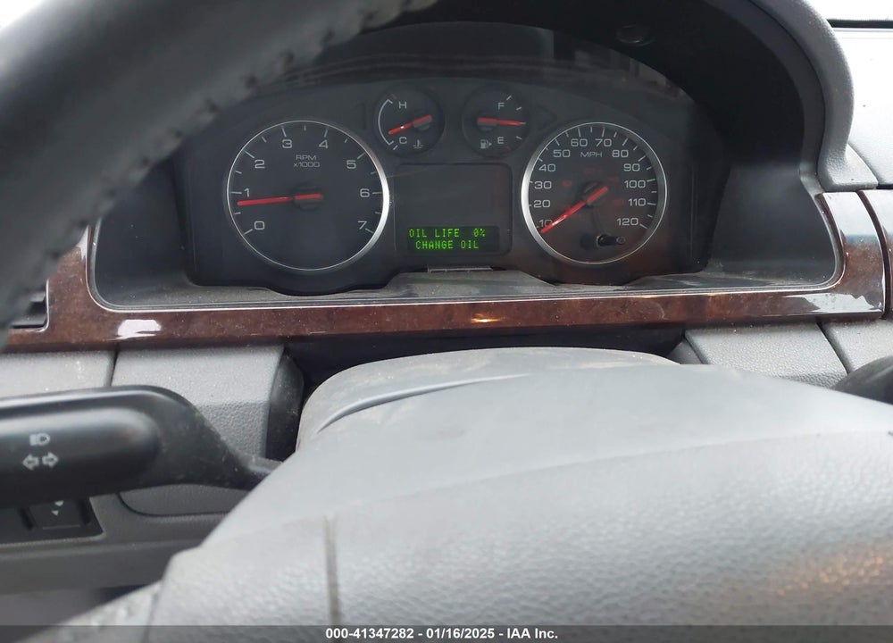 2007 FORD FIVE HUNDRED VIN: 1FAHP24117G132785