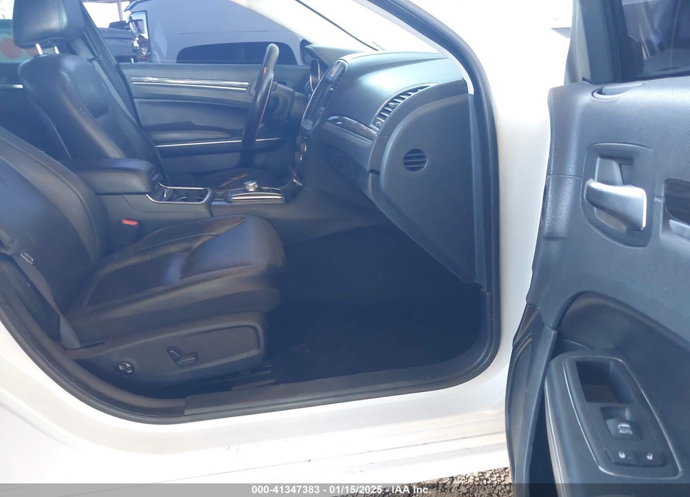 2018 CHRYSLER 300 VIN: 2C3CCAAG3JH209028