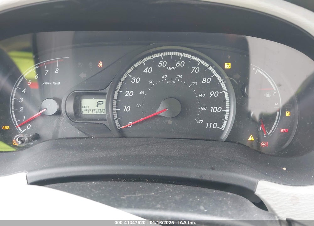 2011 TOYOTA SIENNA LE V6 VIN: 5TDKK3DC6BS014347