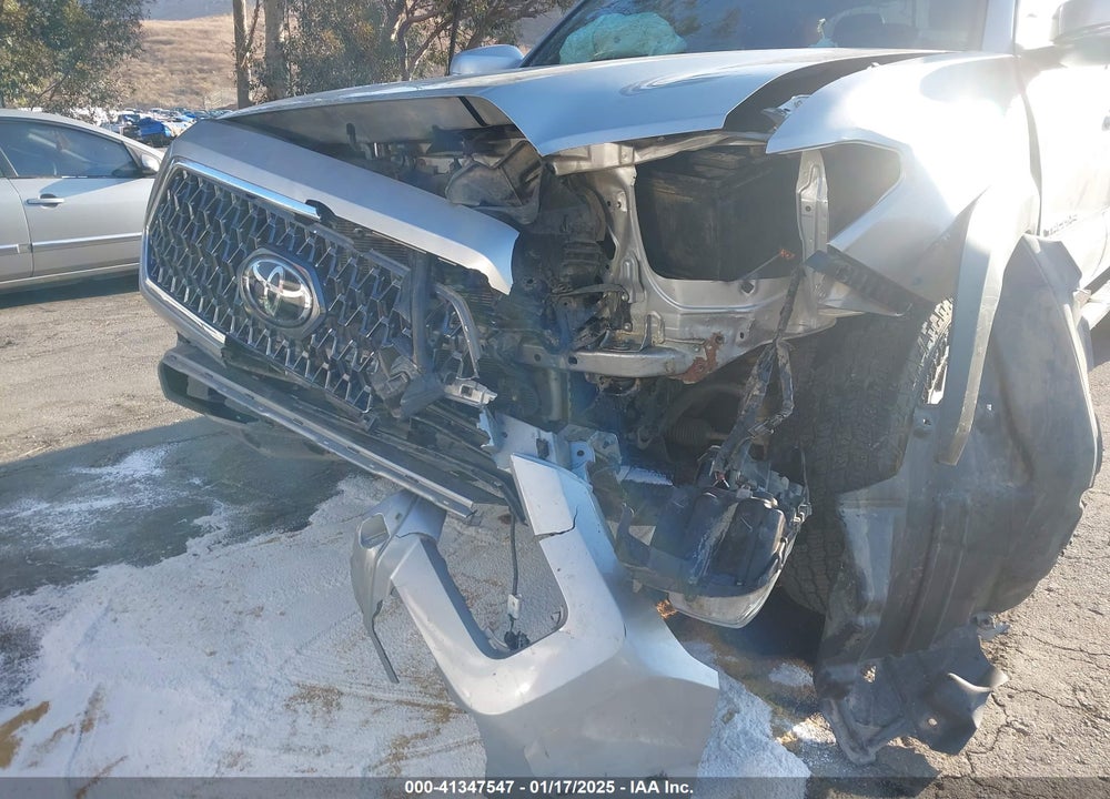 2019 TOYOTA TACOMA VIN: 3TMCZ5AN1KM198629
