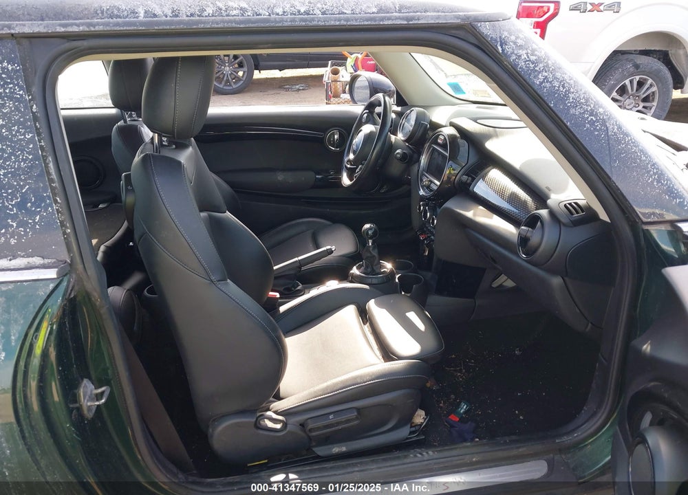 2017 MINI HARDTOP VIN: WMWXP7C31H3C61978