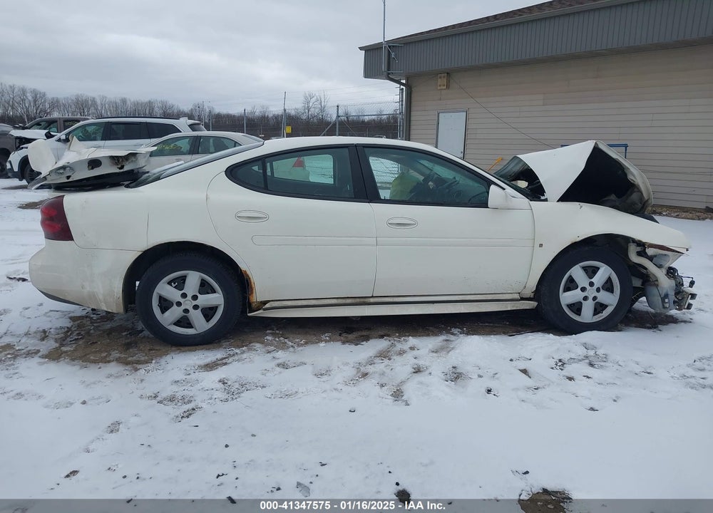 2008 PONTIAC GRAND PRIX VIN: 2G2WP552781124428