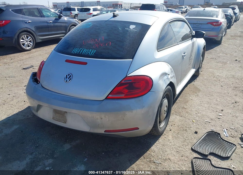2014 VOLKSWAGEN BEETLE VIN: 3VWJX7AT2EM602482