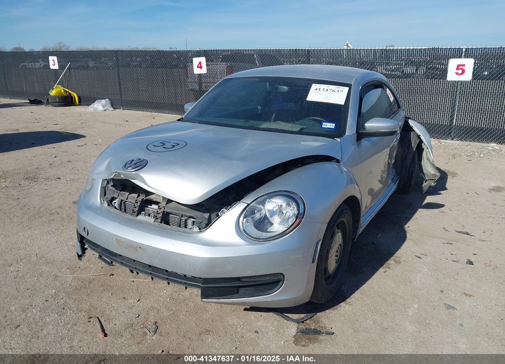 2014 VOLKSWAGEN BEETLE VIN: 3VWJX7AT2EM602482
