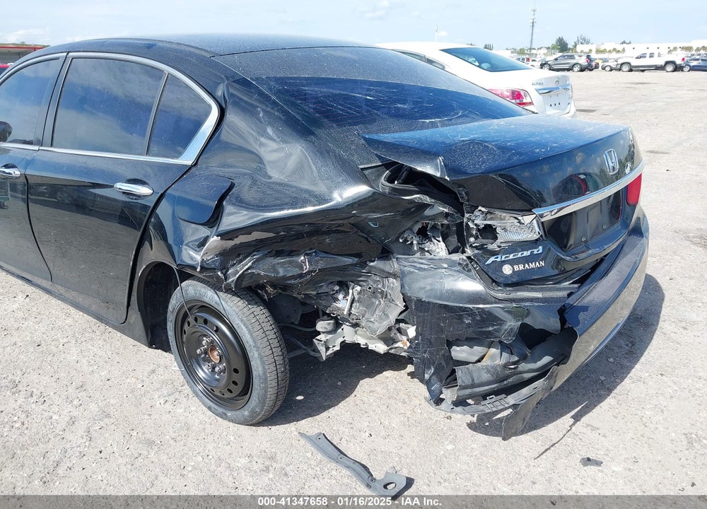 2015 HONDA ACCORD VIN: 1HGCR2F31FA159971